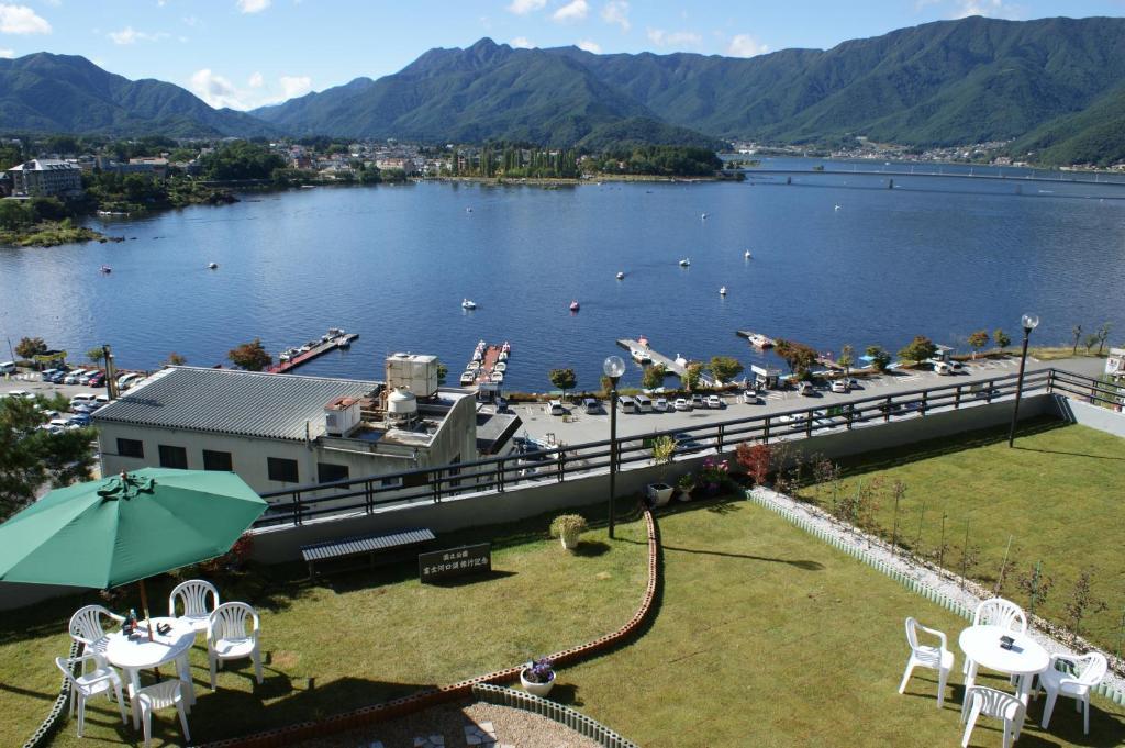 Hotel Kosuien Fujikawaguchiko Zewnętrze zdjęcie